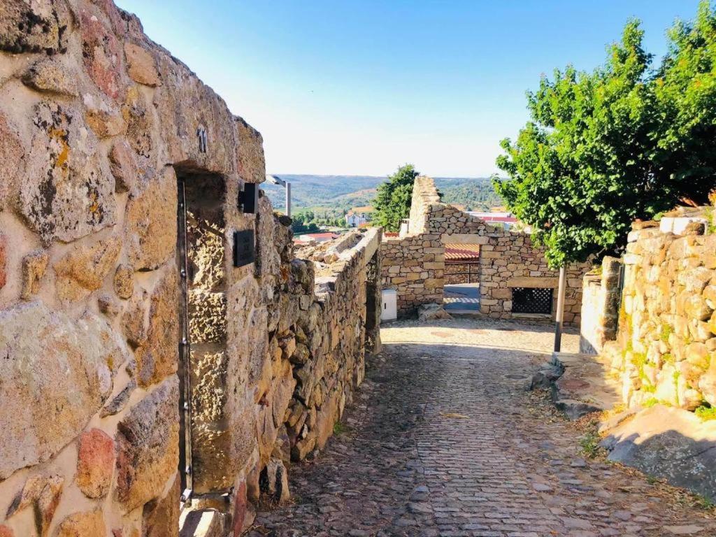 CASA dos CASTELOS . Centro Histórico de Pinhel Exterior foto